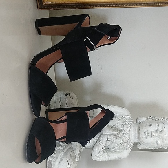 Madewell - Picture 3 of 7